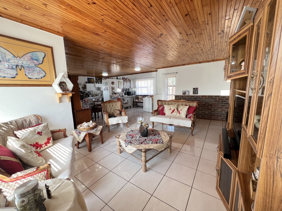 3 Bedroom Property for Sale in Jeffreys Bay Central Eastern Cape